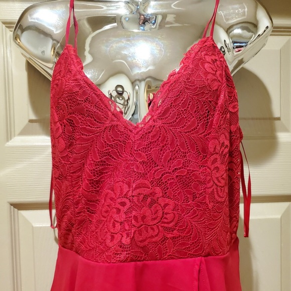 Windsor Dresses | Windsor Red Dress Laced Front Nwt Size Large | Poshmark